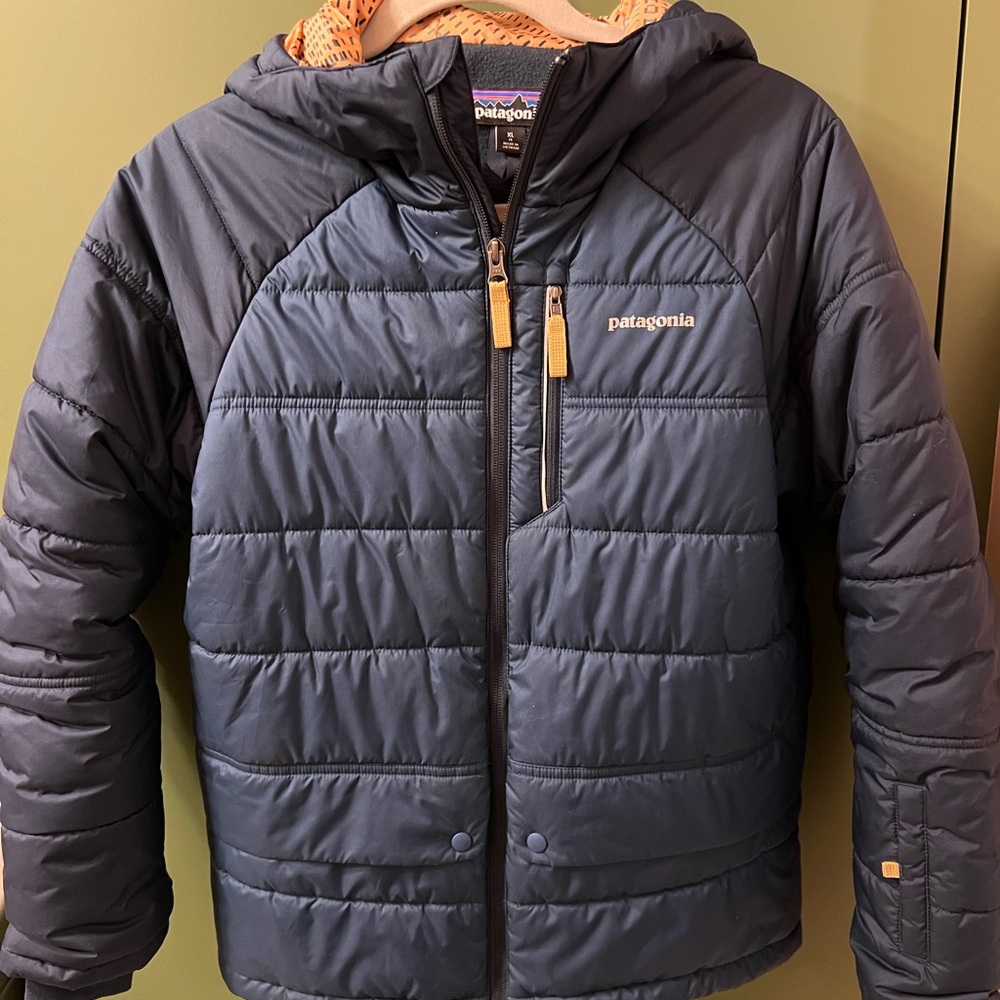 Boys Patagonia Hi-Loft Down Sweater size XL
